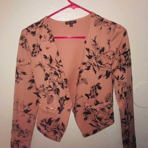 🌸Flower Blazer🌸 - Picture 3 of 4
